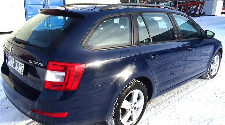Skoda Octavia cena 25500 przebieg: 286500, rok produkcji 2015 z Złoczew małe 106